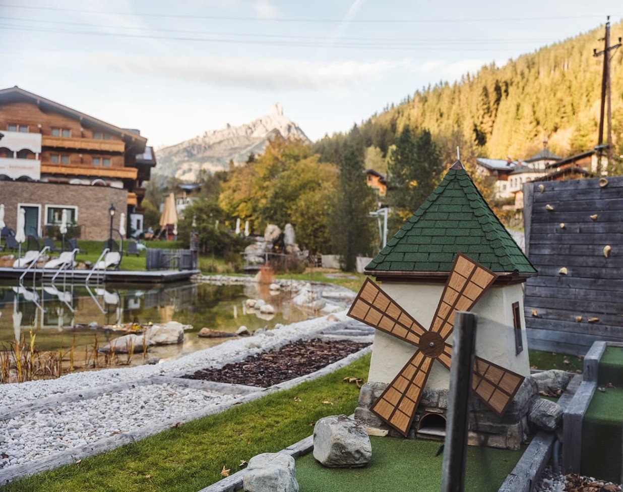Minigolf at Hotel Alpenhof Naturglück
