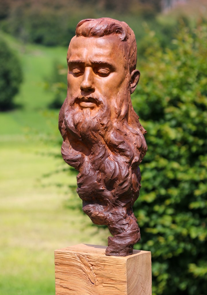 Exhibition piece by Anna-Lena Caecilia at Alpenhof Filzmoos