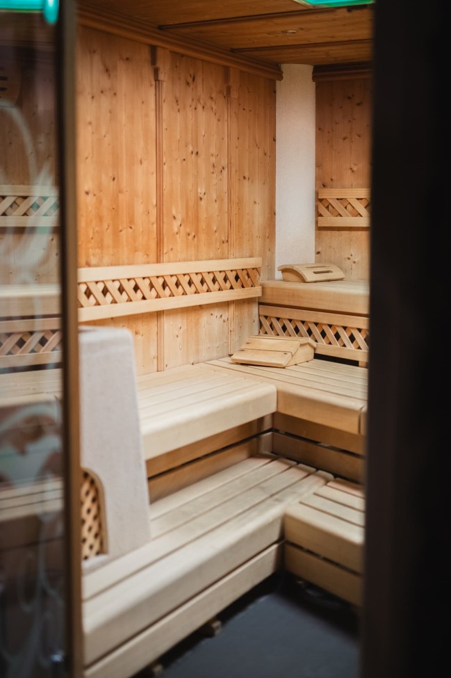 Sauna mit Lichttherapie im Hotel Alpenhof Naturglück
