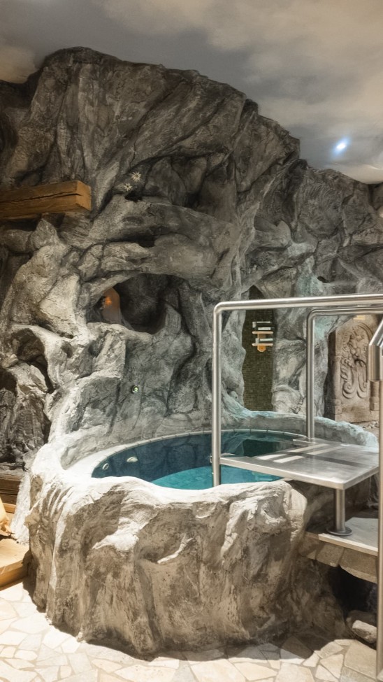 Tauchbecken im Hotel Alpenhof Naturglück