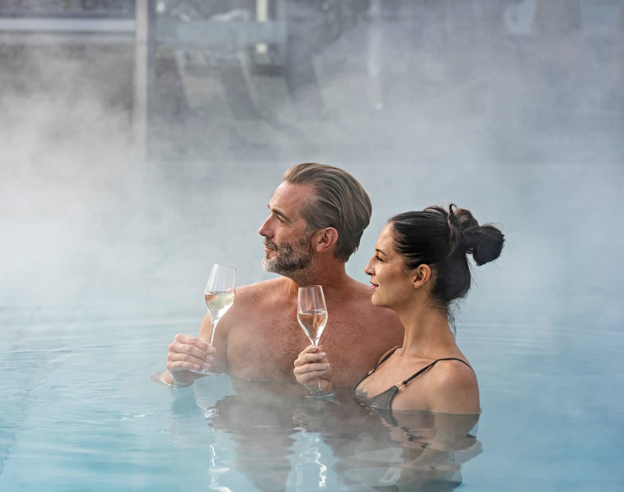 Beheiztes Freischwimmbad im Hotel Naturglück Alpenhof in Filzmoos