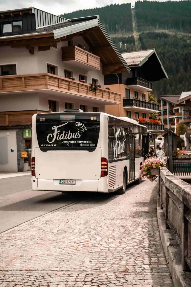 gratis Wanderbus fahren in Filzmoos als Gast des Hotel Alpenhof Naturglueck