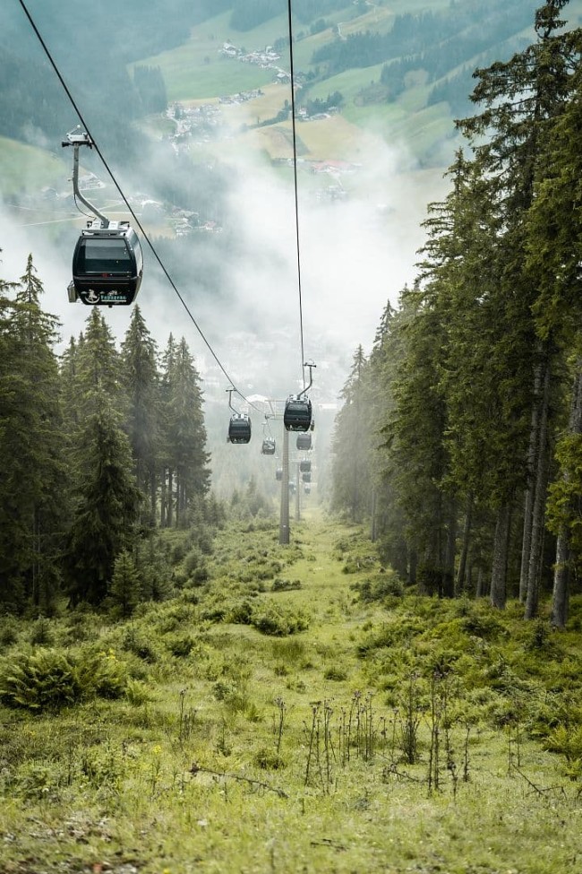 gratis Bergbahn fahren in Filzmoos als Gast des 4 Sterne Hotels Alpenhof Naturglueck