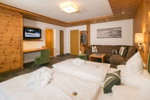 Die Zimmer Zirbenstein - mit der Kraft der Zirbe