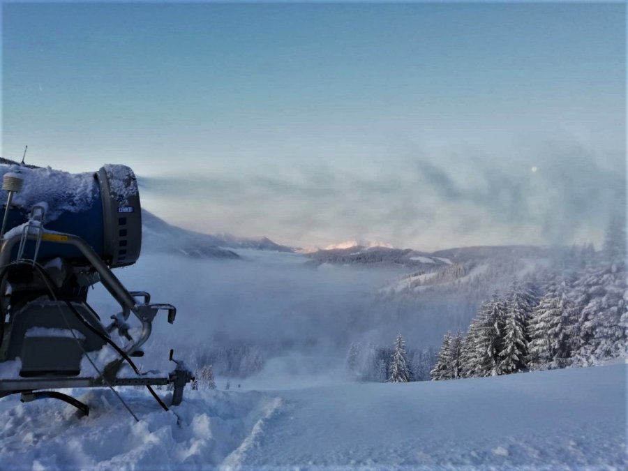 Zusätzlich zum Naturschnee...